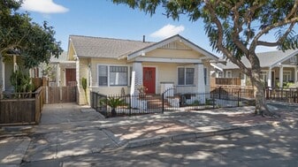 521 Olive Ave in Long Beach, CA - Building Photo