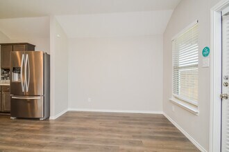 904 Silver Maple Ln in Royse City, TX - Foto de edificio - Building Photo