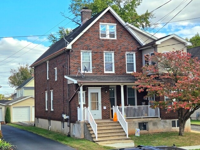 property at 14 Codington St