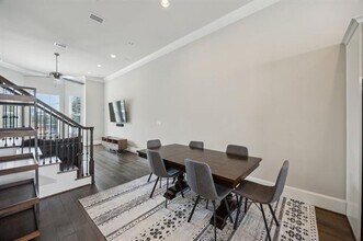 2268 Alterbrook Ln in Dallas, TX - Building Photo - Building Photo