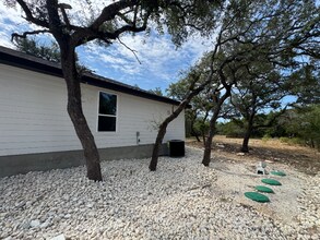 770 Buck Run Pass in Canyon Lake, TX - Building Photo - Building Photo
