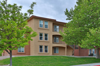 West Park Apartments in Albuquerque, NM - Building Photo - Building Photo