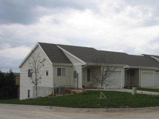 1300 Newfoundland Dr in Manhattan, KS - Building Photo