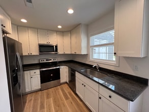 203 12th St in Grottoes, VA - Building Photo - Building Photo