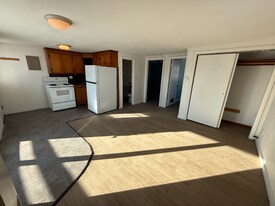 190 Ashworth Ave in Hampton, NH - Building Photo