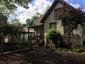 1034 Chestnut St in Chico, CA - Building Photo