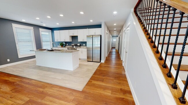 property at 1533 Forest Ave