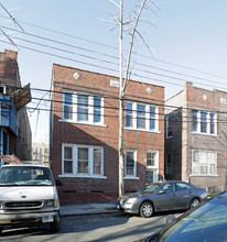 724 E 229th in Bronx, NY - Building Photo - Building Photo