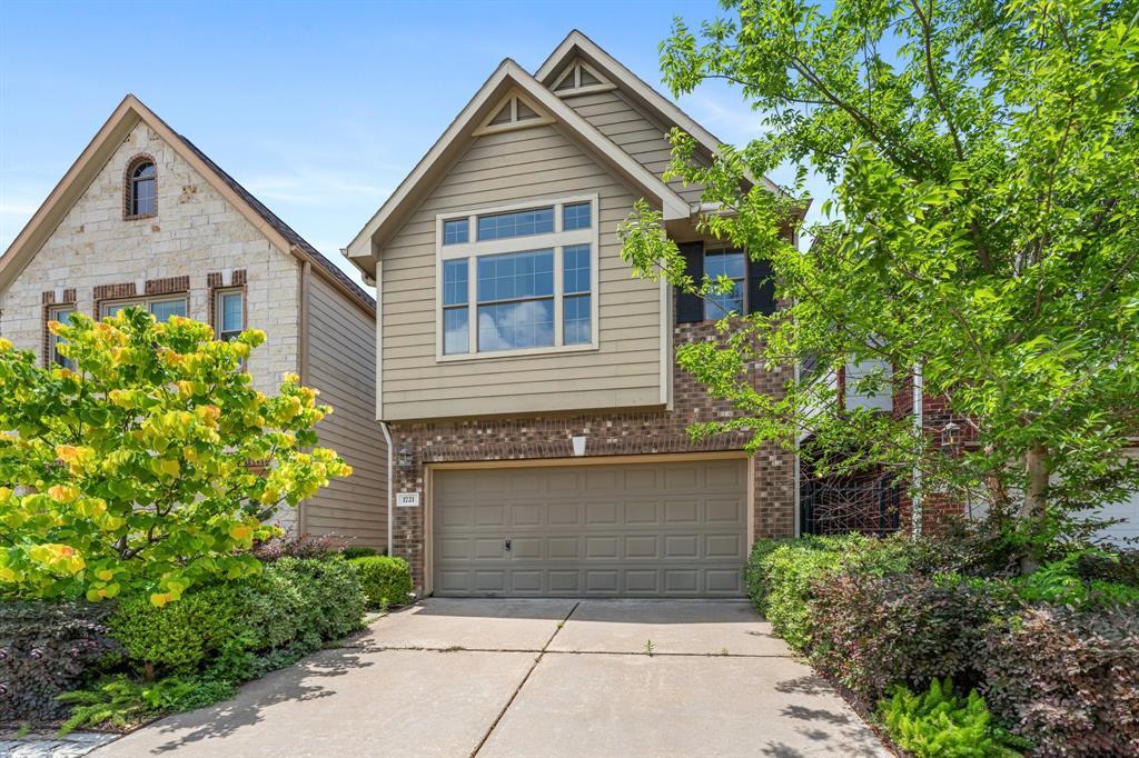1721 W T C Jester Blvd in Houston, TX - Building Photo
