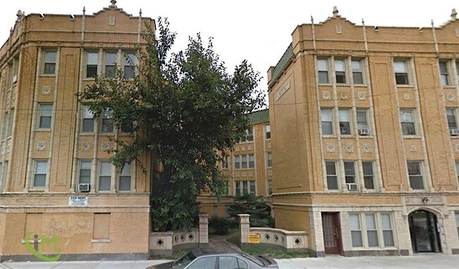 4259 W Addison St-Unit -03 in Chicago, IL - Building Photo - Building Photo