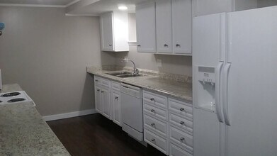 7646 S 2920 W, Unit 2920 Basement in West Jordan, UT - Building Photo - Building Photo
