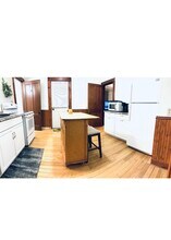 269 Center St, Unit 269 center street in Bangor, ME - Foto de edificio - Building Photo