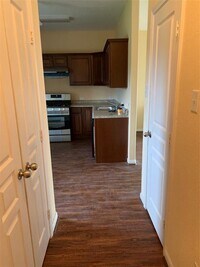 8607 Beviamo St photo'