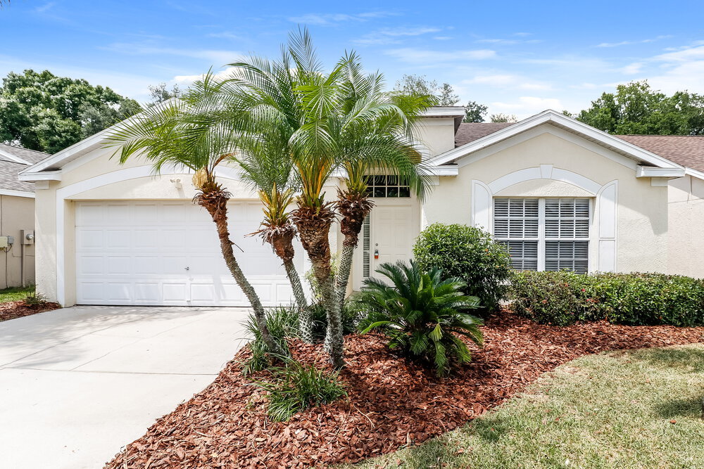 26817 Affirmed Dr in Zephyrhills, FL - Building Photo