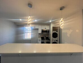 750 N Broad St in Elizabeth, NJ - Foto de edificio - Building Photo