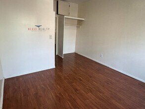 26-61-61 30th St in Queens, NY - Building Photo - Building Photo