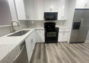 11229 W Atlantic Blvd in Coral Springs, FL - Building Photo