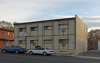 Douglas Arms in Reno, NV - Building Photo - Building Photo