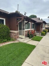 14332 Albers St in Los Angeles, CA - Building Photo - Building Photo