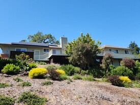435 Trail Ridge Pl in Santa Rosa, CA - Building Photo