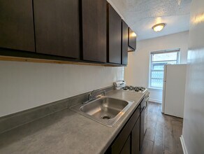 5412 N Kenmore Ave in Chicago, IL - Foto de edificio - Building Photo