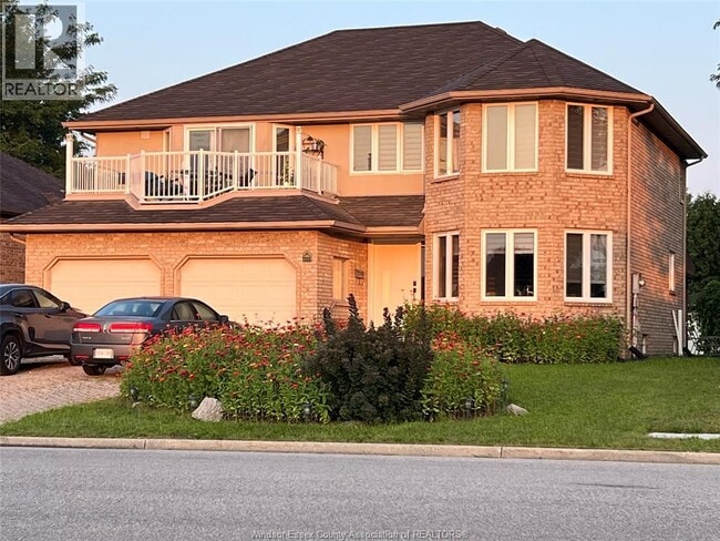 property at 4553 Southwood Lakes Blvd