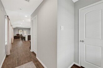 22438 Forest Gorge Ln in Spring, TX - Building Photo - Building Photo