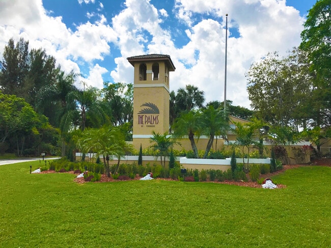 property at 212 Palm Cir E