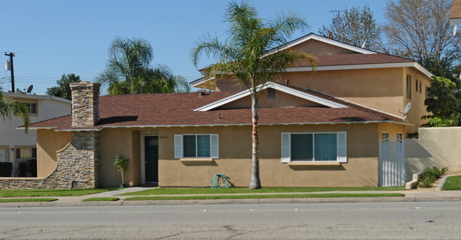 2953 N Garey Ave in Pomona, CA - Building Photo - Building Photo