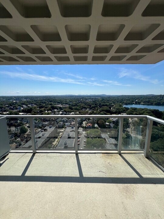 111 Perkins St in Boston, MA - Building Photo