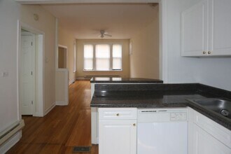 724 W Barry in Chicago, IL - Building Photo - Building Photo