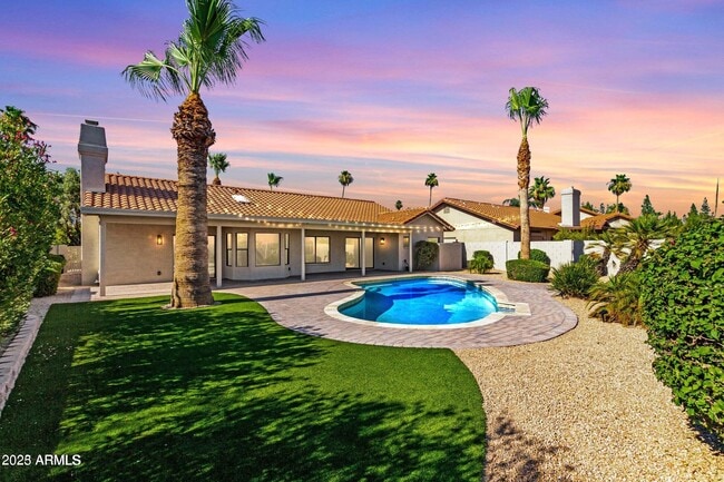 5715 E Campo Bello Dr in Scottsdale, AZ - Building Photo - Building Photo