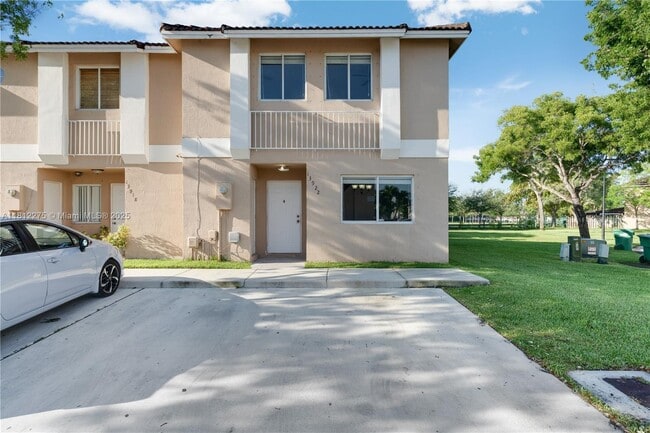 property at 13922 SW 178th St