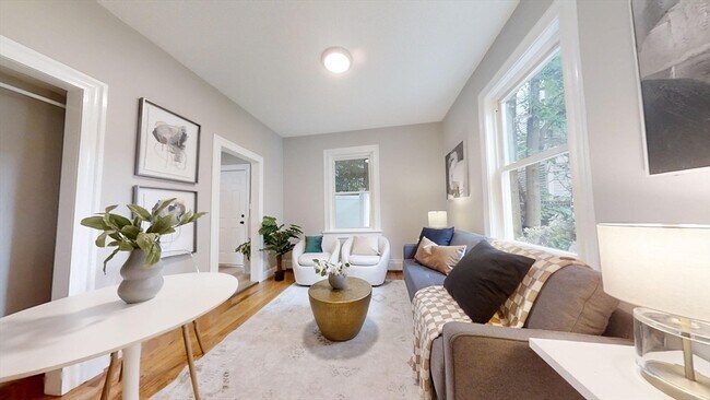 227 R Western Ave in Cambridge, MA - Building Photo - Building Photo