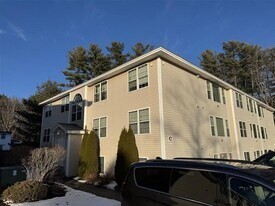 18 Smithwheel Rd in Old Orchard Beach, ME - Building Photo