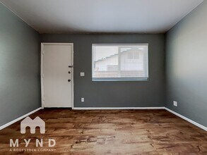 10435 N 11th Ave in Phoenix, AZ - Building Photo - Building Photo