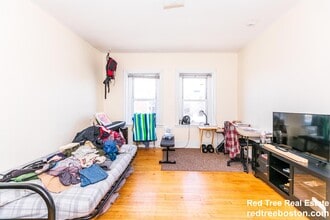 1284 Commonwealth Ave, Unit 7 in Boston, MA - Foto de edificio - Building Photo