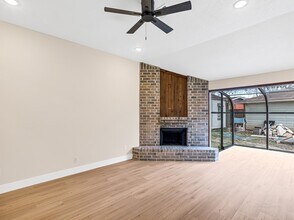 9254 Autumnsong Dr in Houston, TX - Building Photo - Building Photo