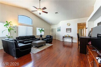 5740 N Falling Sun Ct in North Las Vegas, NV - Building Photo - Building Photo