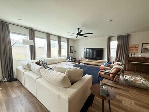 3045 Foxtail Holw Ave in Las Vegas, NV - Building Photo - Building Photo