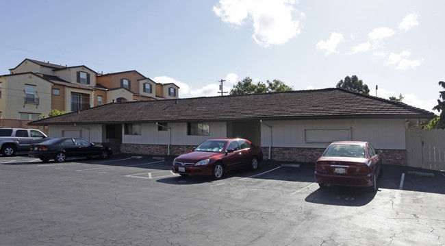 20668-20670 Forest Ave in Castro Valley, CA - Building Photo - Building Photo