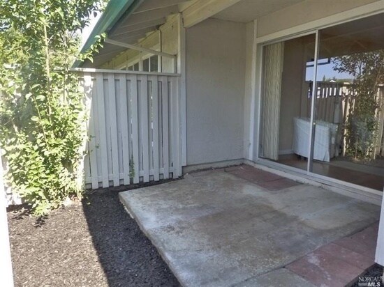 31 Belvedere Ct in Napa, CA - Building Photo
