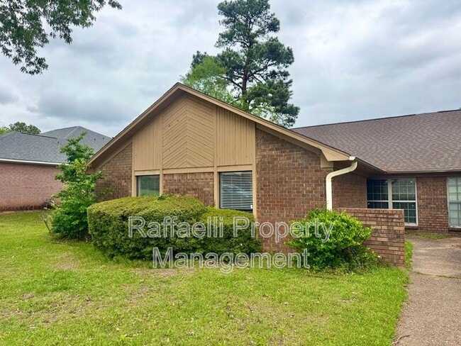 property at 14 Fernwood Dr