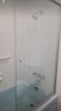 3211 S Heritage Way, Unit 1 BED 1 BATH in Las Vegas, NV - Building Photo - Building Photo
