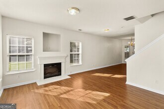 7113 Brookview Way in Riverdale, GA - Building Photo - Building Photo