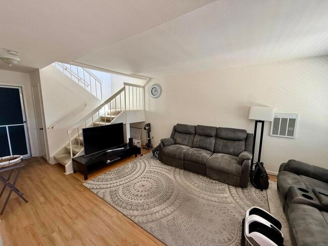 9575 Easter Way, Unit 5