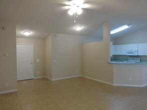 1067 Sheeler Hills Dr in Apopka, FL - Building Photo - Building Photo