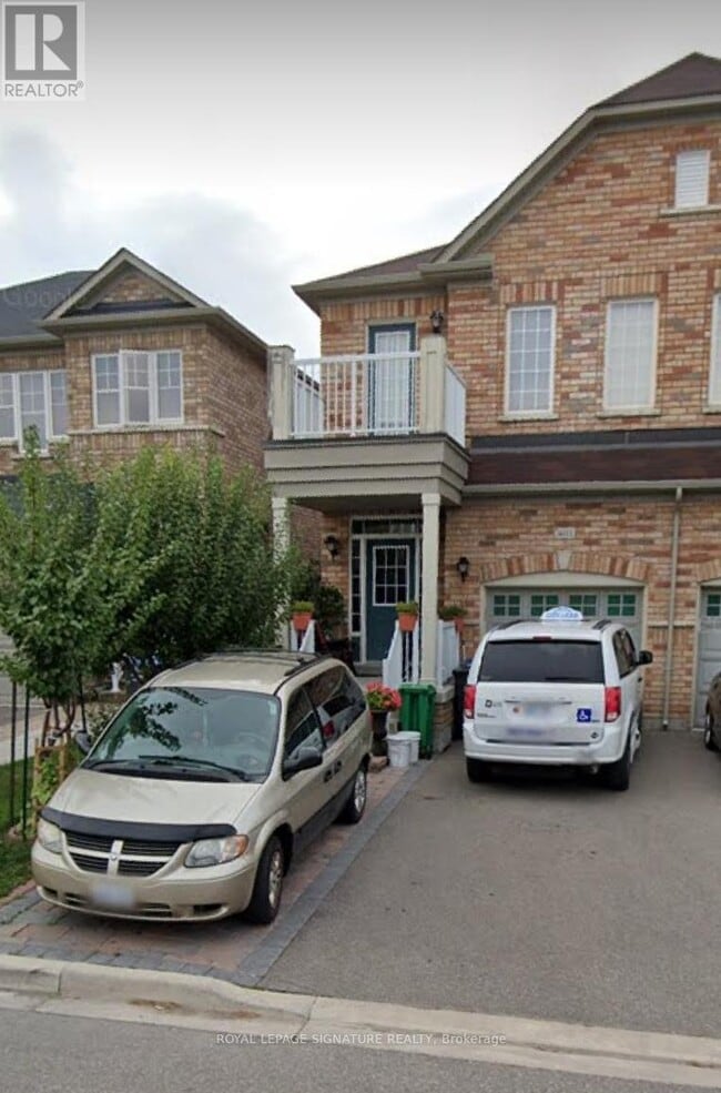 property at 4411 Centretown Way