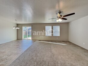 11934 Edgemoor St in Caldwell, ID - Building Photo - Building Photo
