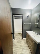 9088 N 85th St in Milwaukee, WI - Building Photo - Building Photo